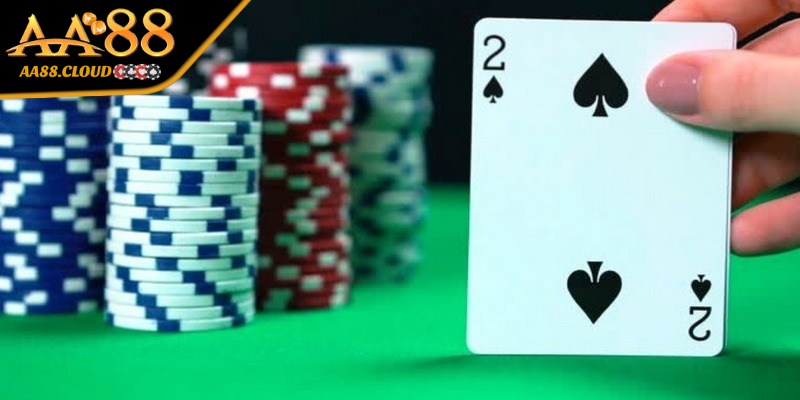 Việc nhận ra bài rác trong Poker giúp người chơi chủ động khi chơi 